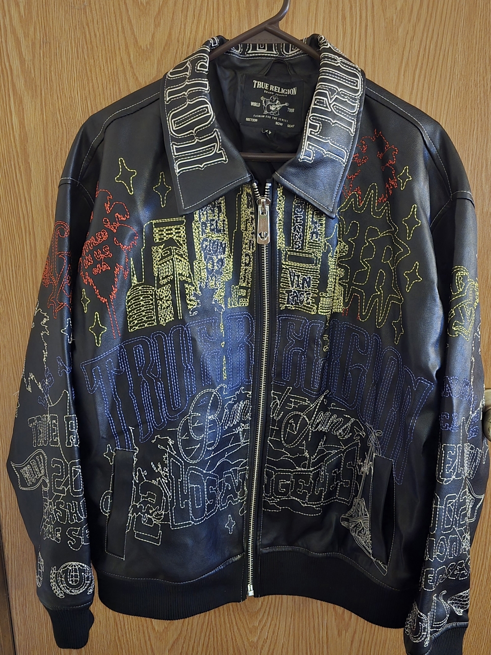 True Religion - Embroidered Black Graphic Bomber Jacket - Women's Size Large. - Picture 2 of 6